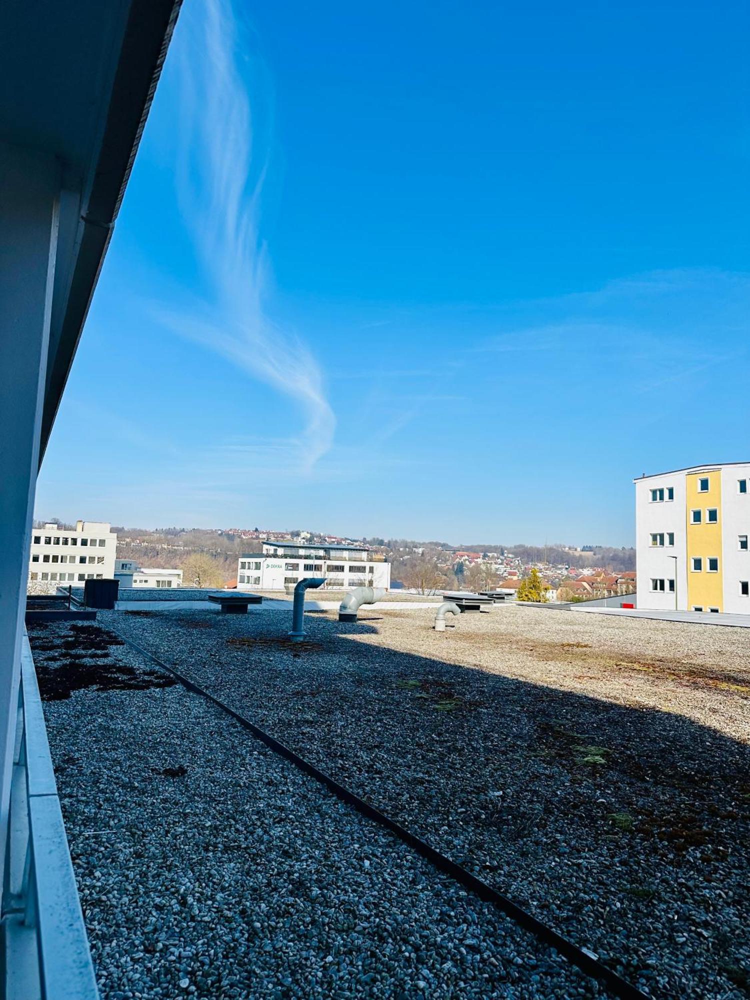 Apartment Zentrales Und Gemuetliches In Mit Balkon,badewanne Und Parkplatz *