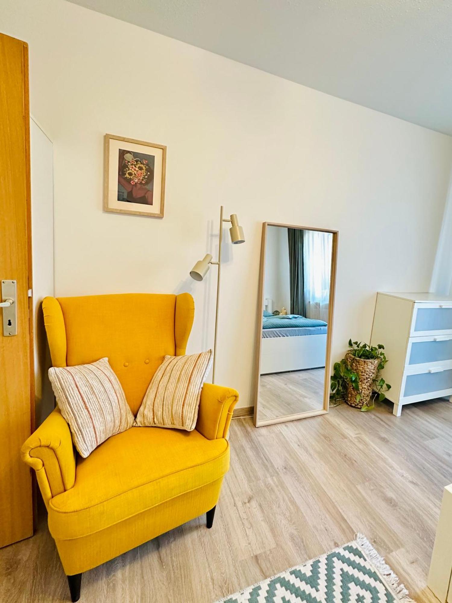 Zentrales Und Gemuetliches In Mit Balkon,badewanne Und Parkplatz Apartment Passau