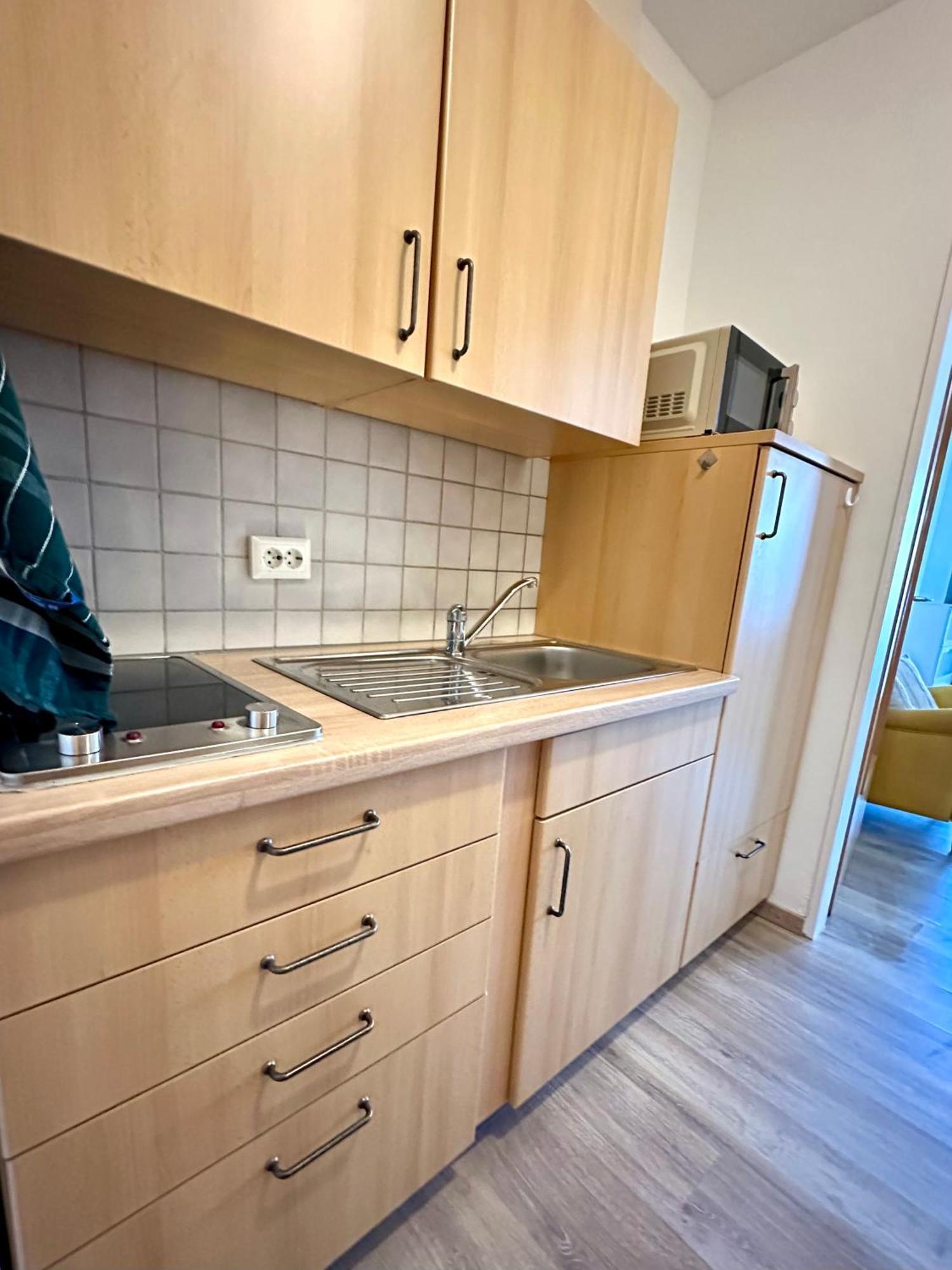 Zentrales Und Gemuetliches In Mit Balkon,badewanne Und Parkplatz Apartment Passau